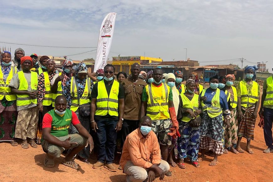 Assainissement : « African Initiative » mobilise Bonheur-Ville autour de l’assainissement du marché de « Vendredi »