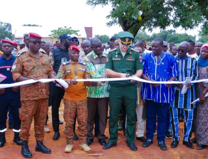 La Fédération de Russie rénove des infrastructures scolaires au Camp Ouezzin Coulibaly à près de 150 millions de F CFA🇧🇫🤝🇷🇺