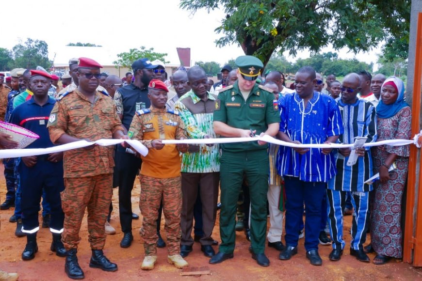 La Fédération de Russie rénove des infrastructures scolaires au Camp Ouezzin Coulibaly à près de 150 millions de F CFA🇧🇫🤝🇷🇺